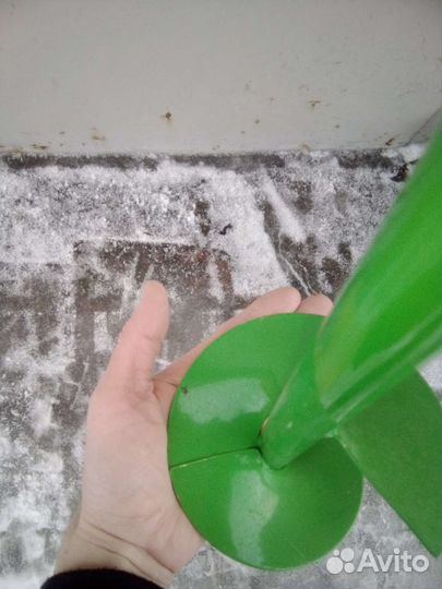 Ледобур для зимней рыбалки