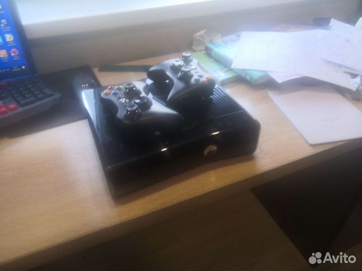 Xbox 360 slim freeboot + диски