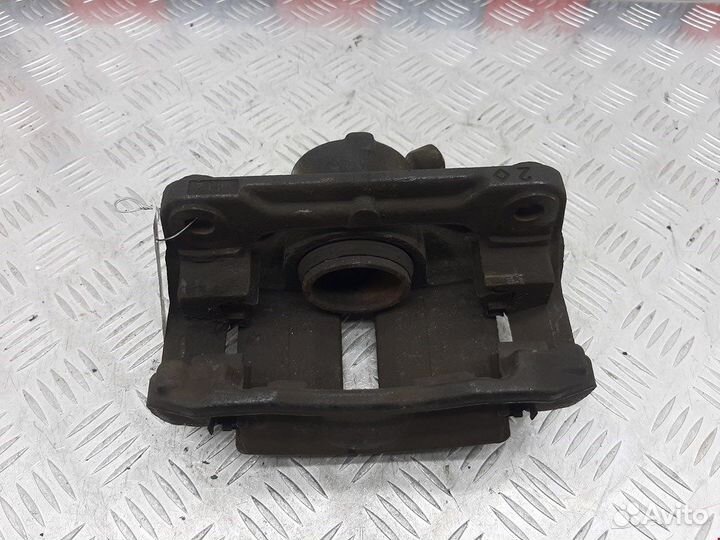 Суппорт передний правый для Renault Megane 2