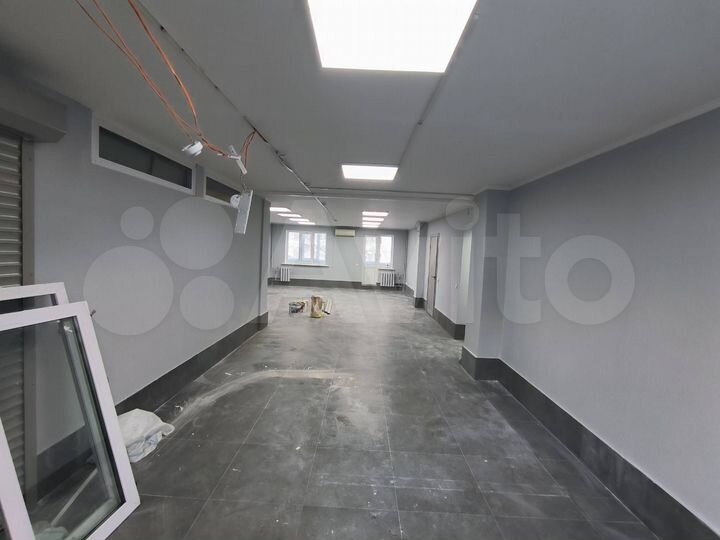 Торговая площадь, 77.6 м² с отдельным входом