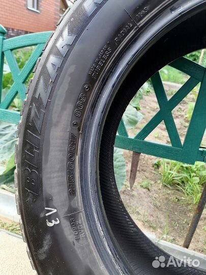 Bridgestone Blizzak DM-V3 215/60 R17