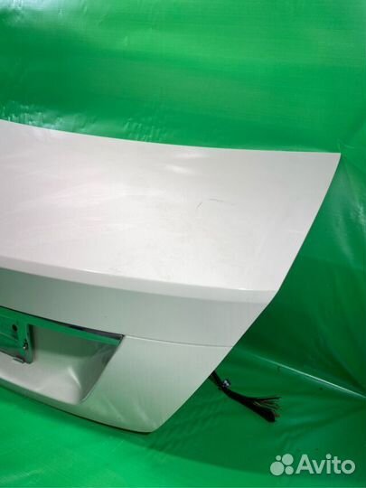 Крышка багажника mercedes C-class W204 m271