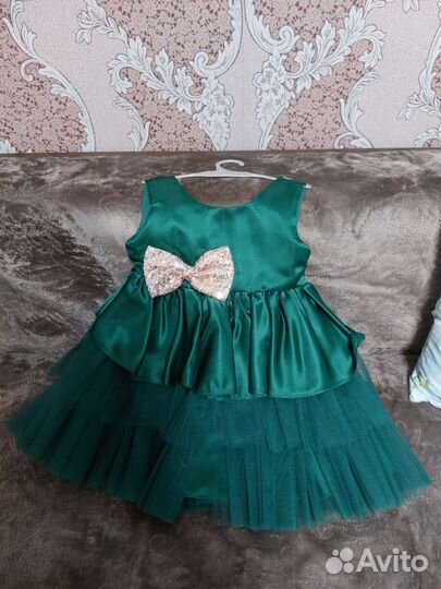 Платье для девочки праздничное 86р/р