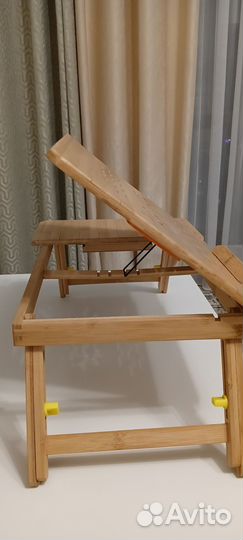 Поднос-столик для ноутбука со складными ножками