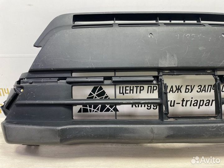 Решетка бампера передняя Suzuki Vitara 2 LY