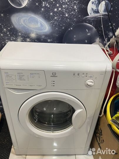 Стиральная машинка indesit