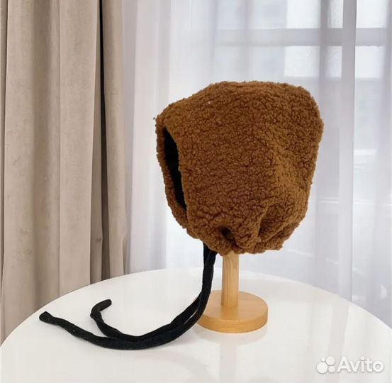 Шапка-чепчик плюшевый коричневый