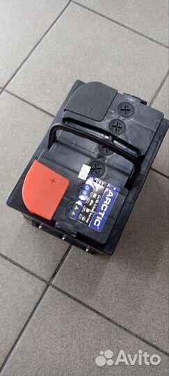 Arctic ART/12V 60Ah (480) R+