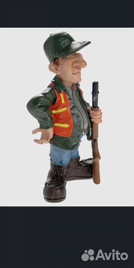 Качественные статуетки в подарок навые в упаковке