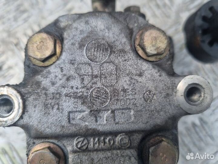 Насос гидроусилителя Volkswagen Golf 4 APE 2000