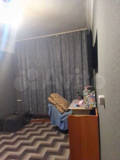 Комната 15,2 м² в 4-к., 1/4 эт.