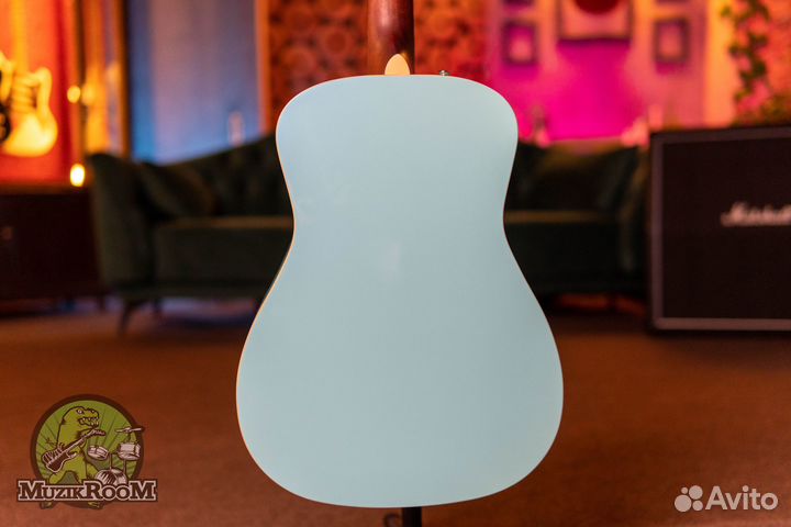 Fender Malibu Player