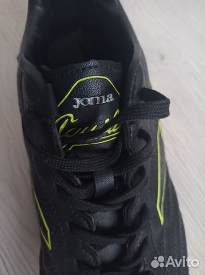 Бутсы футбольные