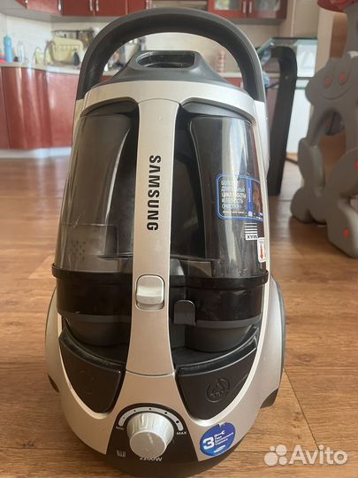 Пылесос Samsung sc 8830