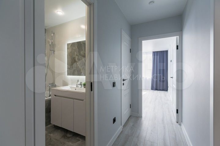 2-к. квартира, 68 м², 2/14 эт.