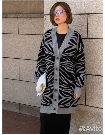 Кардиган длинный вязаный на пуговицах новый