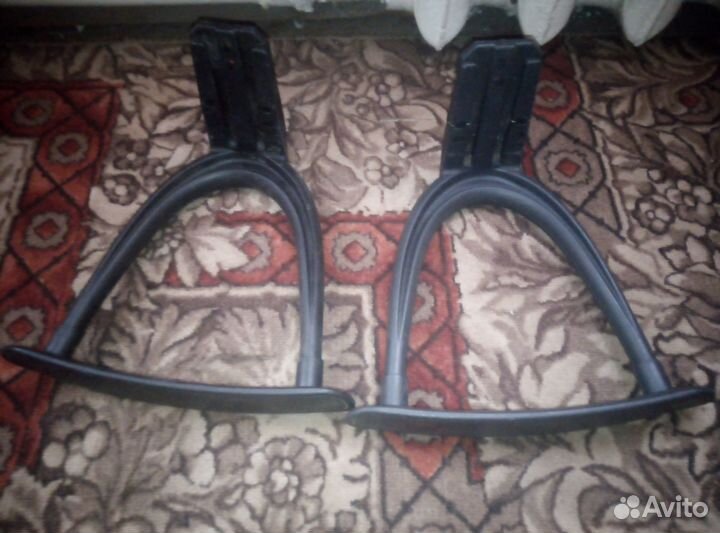 Подлокотники для компьютерного кресла