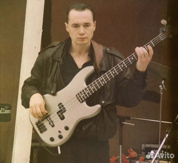 Бас гитара Fender Squier PJ555(стиль Тихомирова)