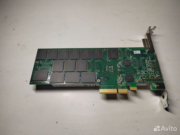 PCI-E накопитель intel SSD DC P3500 Series 1,2TB