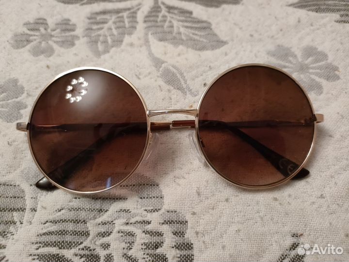 Солнцезащитные очки