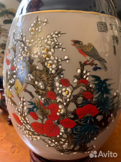 Статуэтка яйцо фарфоровое на подставке большое