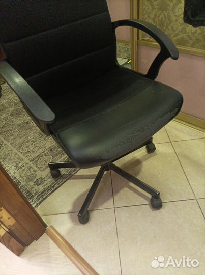Компьютерное кресло руководителя бу Икея