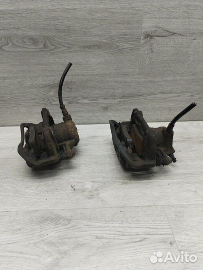 Суппорт передний Mercedes Clk W209 OM612 2005