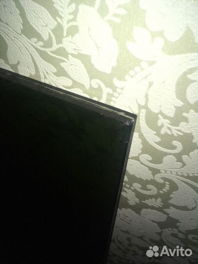 Стекло для полки или стелажа