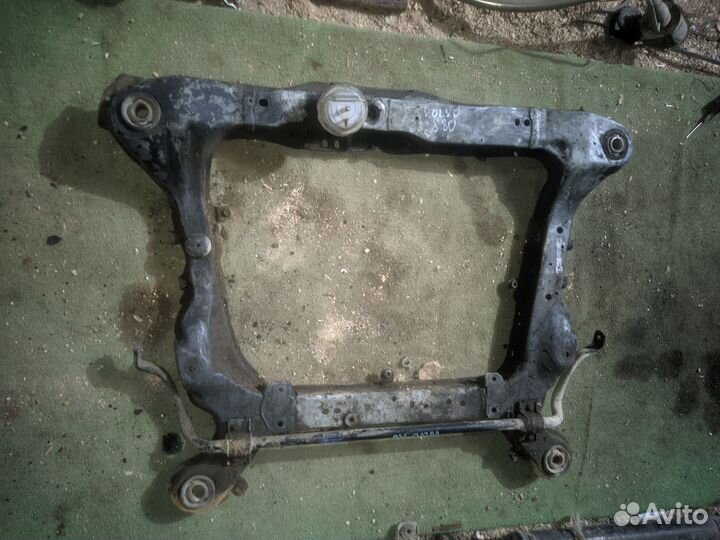 Балка подвески передняя подрамник Volvo S 80