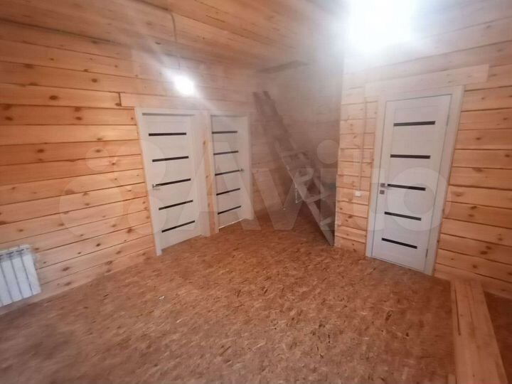 Дом 125 м² на участке 5 сот.