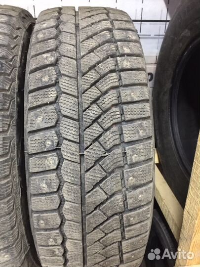 Viatti Brina Nordico V-522 205/60 R16 92T