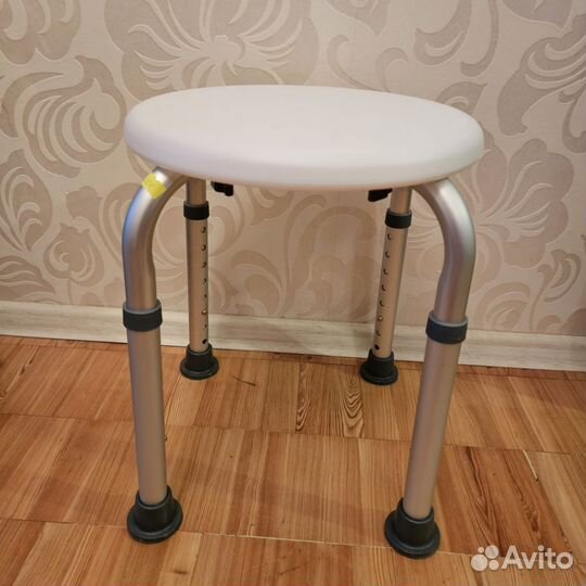 Стул для ванной