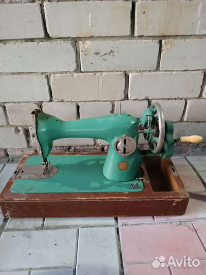 Швейная машинка подольск пмз им Калинина