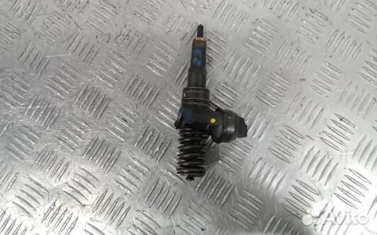 Форсунка дизельная audi A4 B7 (PML23AL04)