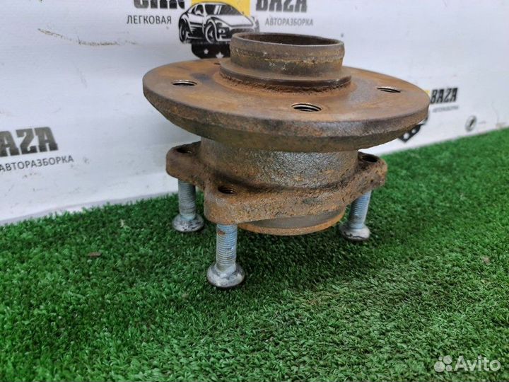 Ступица переднего колеса Man TGE