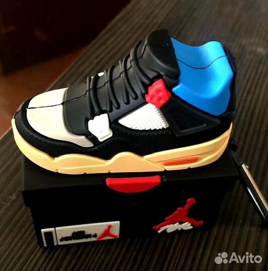 Чехол на Airpods pro Nike Jordan с карабином