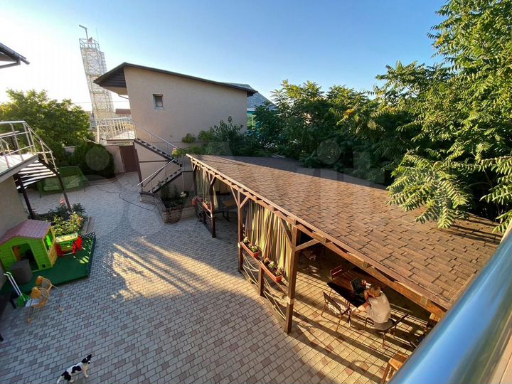 Дом 130 м² на участке 4 сот.