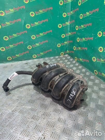 Впускной коллектор Peugeot 308 2008