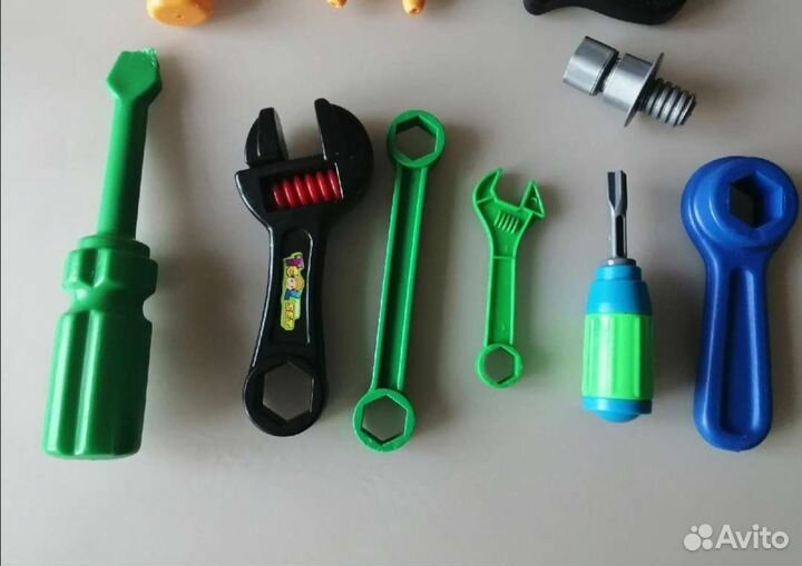 Набор инструментов игрушечный