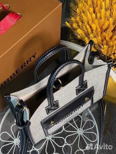 Сумка тоут burberry