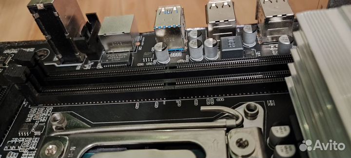 Комплект X99 lga 2011 + CPU + DDR4 16Gb Кingstоn