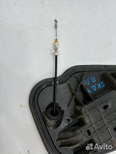 Skoda Octavia A7 трос передней левой двери