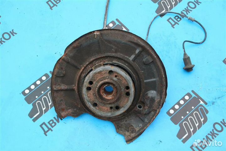 Кулак поворотный задний левый Mercedes Benz S-kla