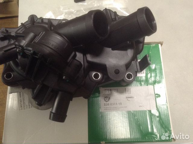 Помпа WV Golf polo Jetta 1.2 04E121600AD