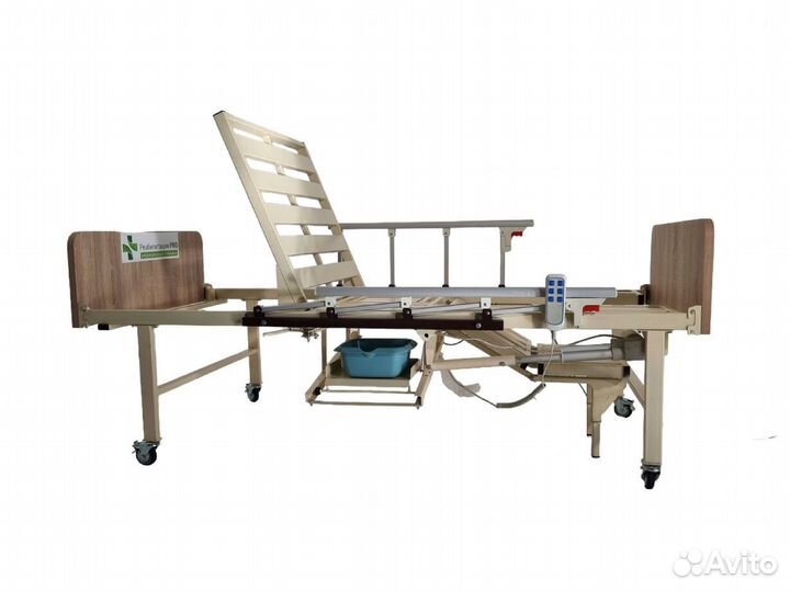 Медицинская кровать для инвалидов