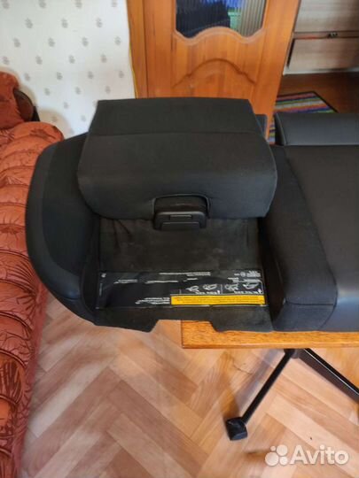 Задний ряд сиденья на Volvo xc 70