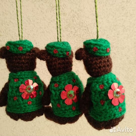 Медведь вязаный