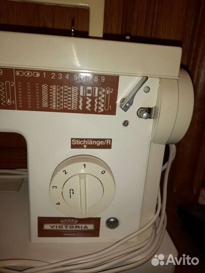 Швейная машина victoria (Требуется ремонт)