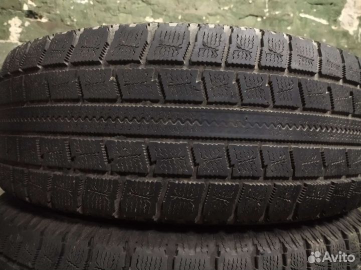 Nitto NT SN 2 Winter 215/65 R16