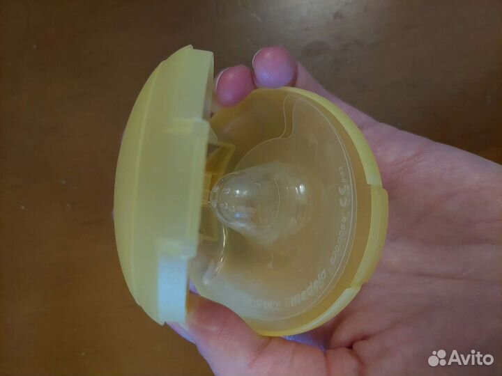 Накладки на грудь medela